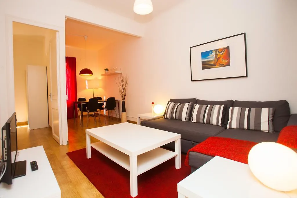 Gaudi Sagrada Familia Apartamento Barcelona