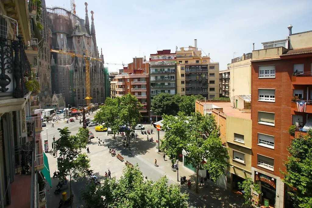 Gaudi Sagrada Familia Apartamento Barcelona 0*,
