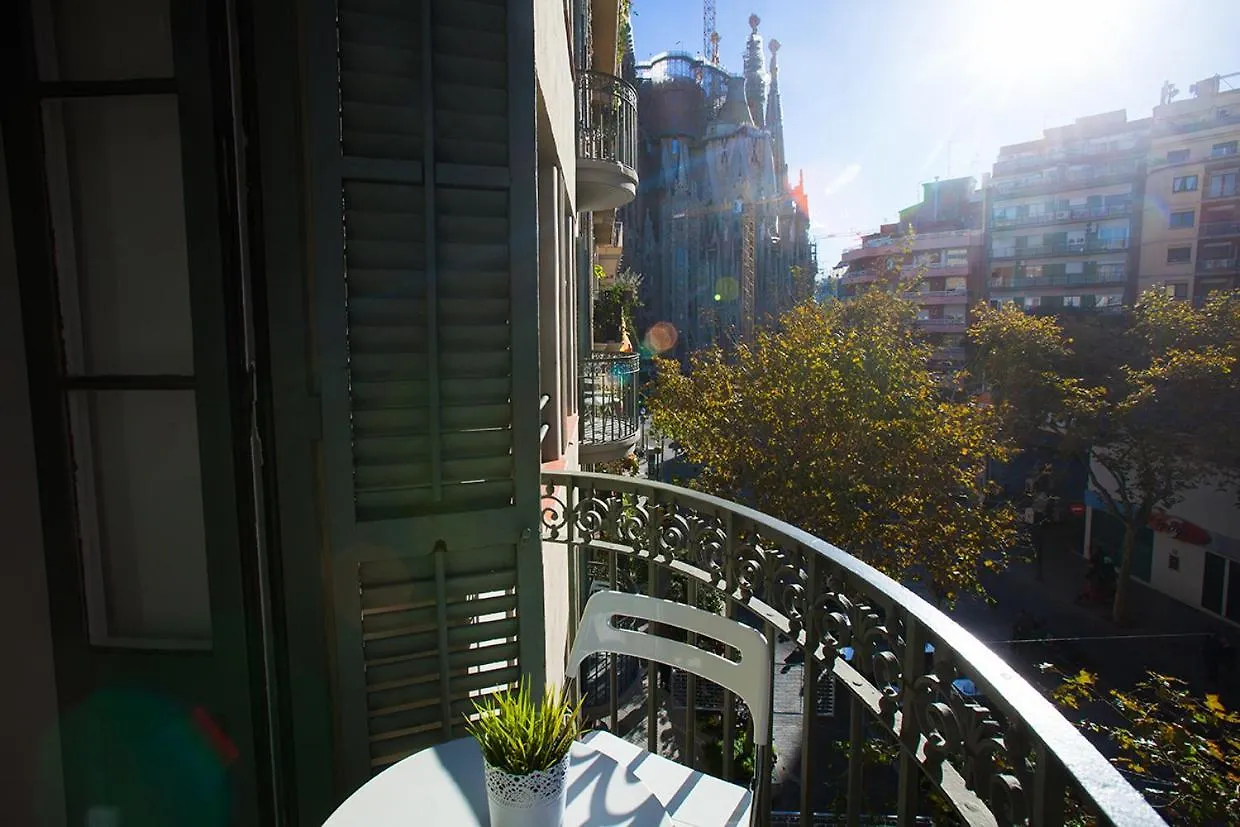 Apartament Gaudi Sagrada Familia Barcelona