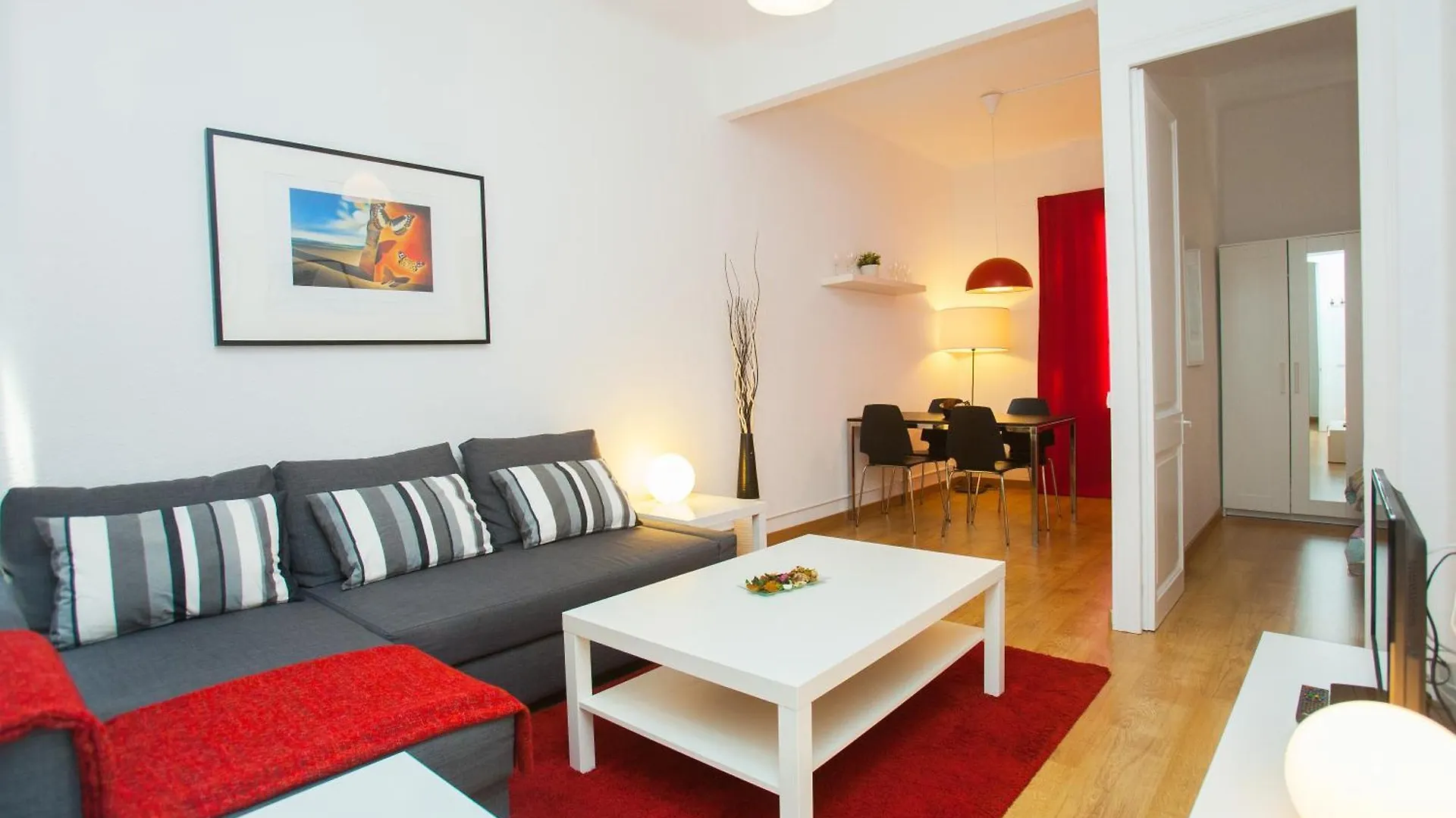 Apartament Gaudi Sagrada Familia Barcelona