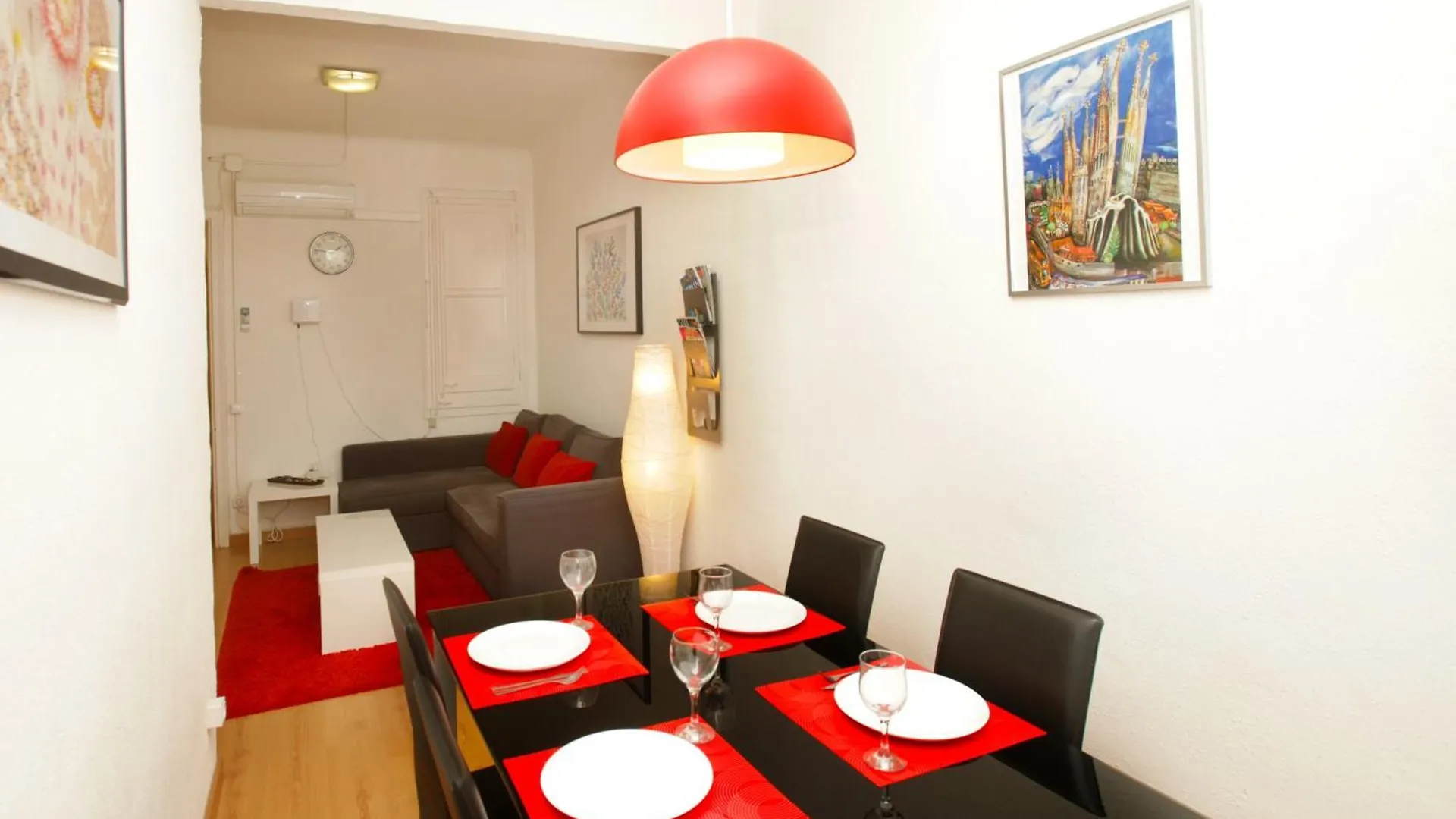 Apartament Gaudi Sagrada Familia Barcelona